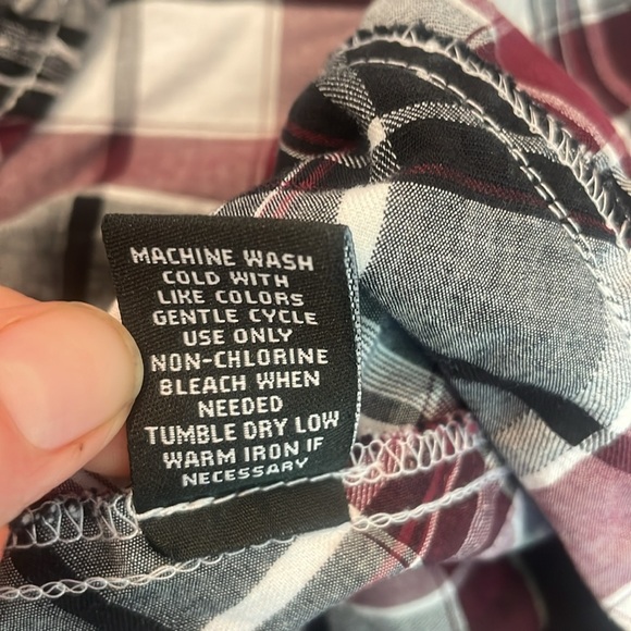 BUCKLE Men’s Burgundy White Plaid Embroidered Long Sleeve Button Athletic Large - Picture 9 of 9